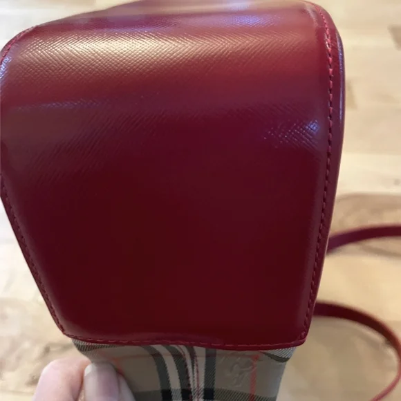 Vintage Burberrys Nova Check Tote Red Leather Trim - Picture 5 of 11